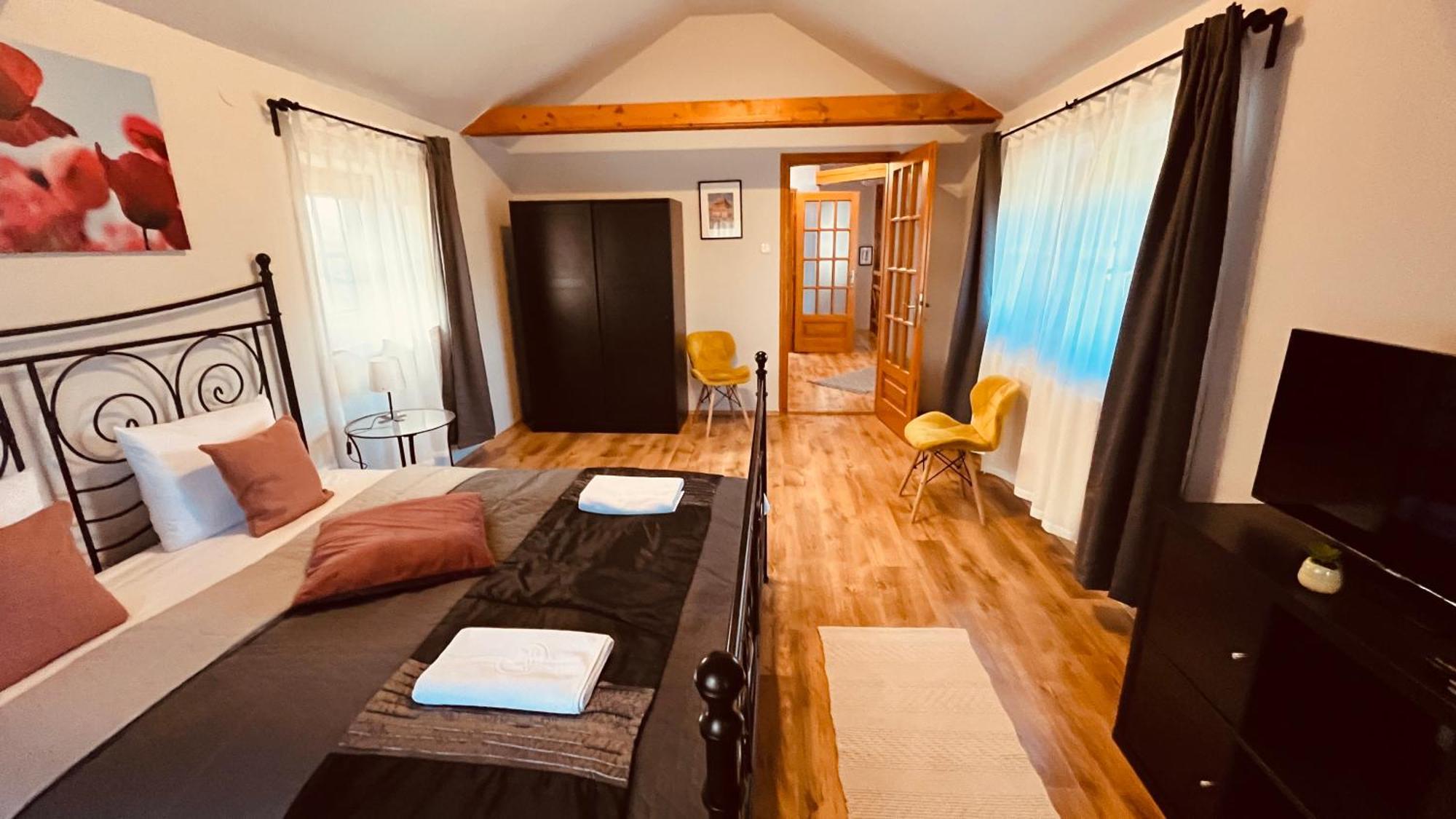 Strigonia Apartman Esztergom Luaran gambar