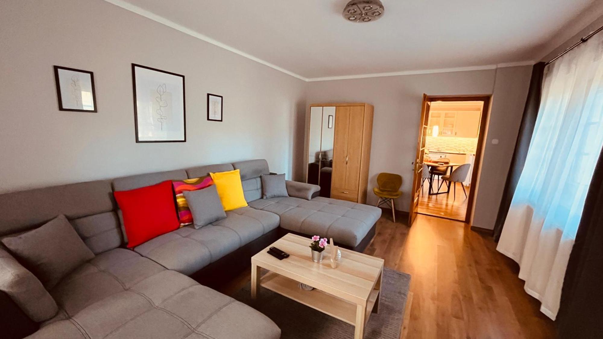 Strigonia Apartman Esztergom Luaran gambar