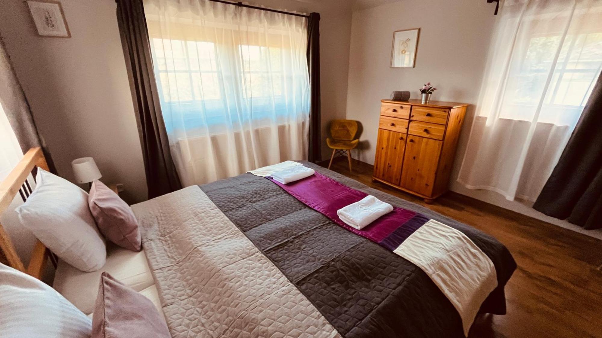 Strigonia Apartman Esztergom Luaran gambar