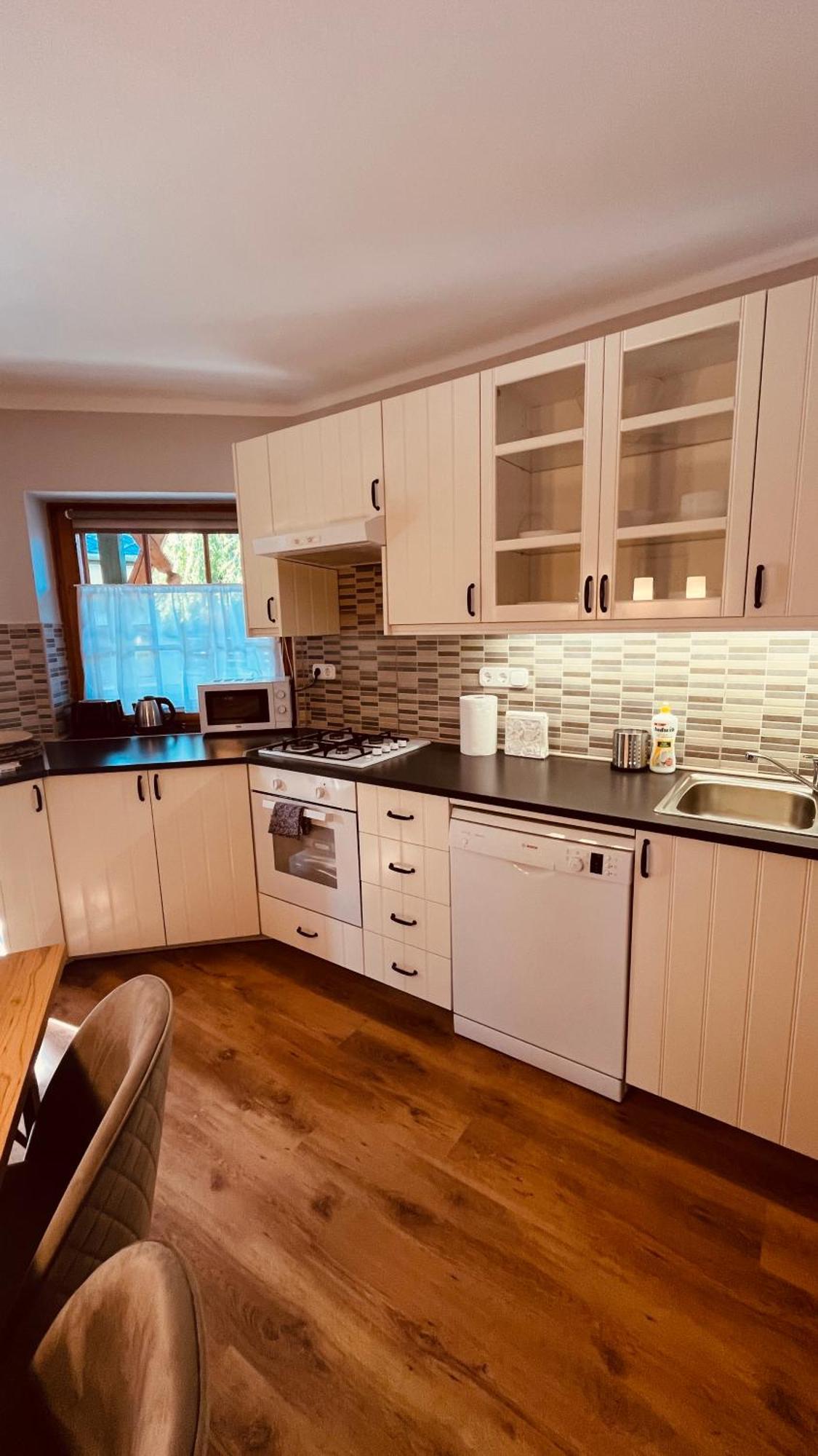 Strigonia Apartman Esztergom Luaran gambar